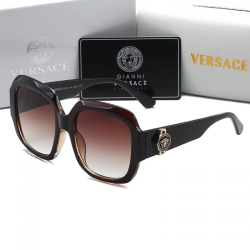 Versac*e Sunglass With Case Q9391-14 (4)