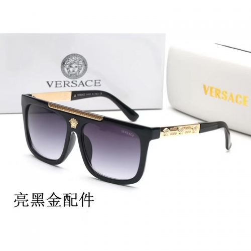 Versac*e Sunglass With Case Q9264-14 (2)