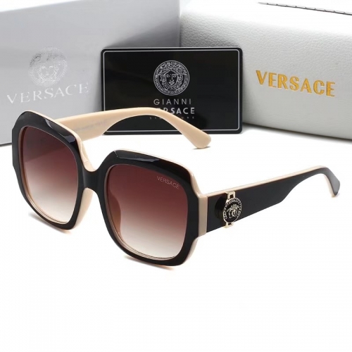 Versac*e Sunglass With Case Q9391-14 (6)