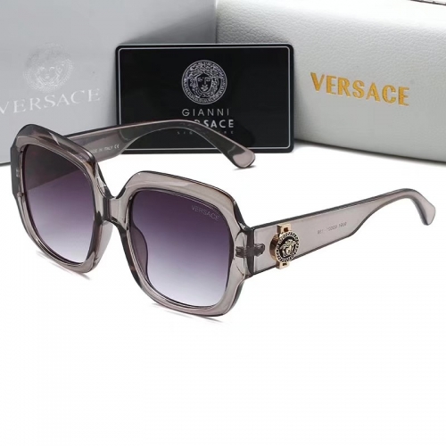 Versac*e Sunglass With Case Q9391-14 (5)