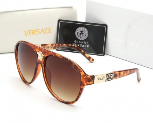 Versac*e Sunglass With Case Q4261-15 (1)