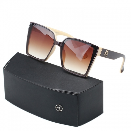 Sunglass with case Q220527-QB9477 (1)