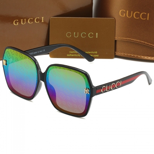 Sunglass with case Q220527-QG0610S (3)