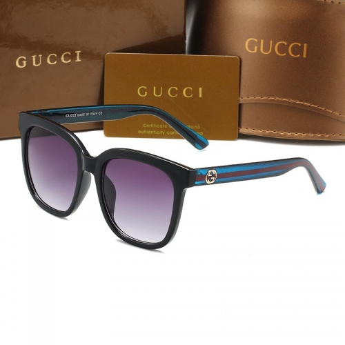 Sunglass with case Q220527-QG0034S (3)