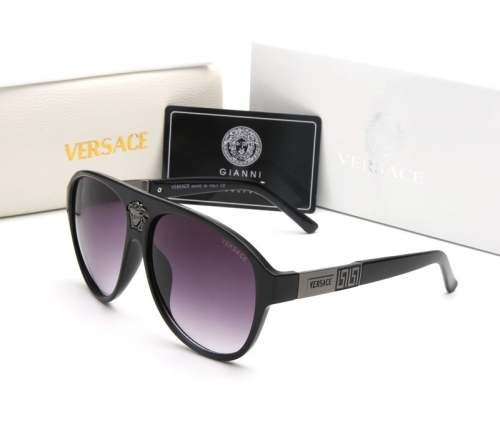 Sunglass with case Q220527-QV4261 (3)