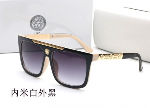 Sunglass with case Q220527-QV9264 (3)