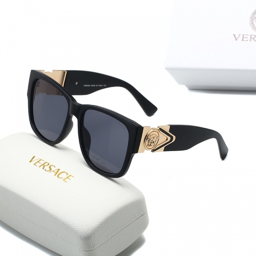 Sunglass with case Q220527-QV9928 (2)