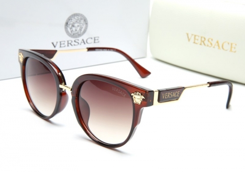 Sunglass with case Q220527-QV1657 (1)