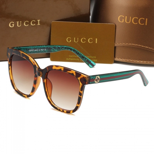 Sunglass with case Q220527-QG0034S (1)