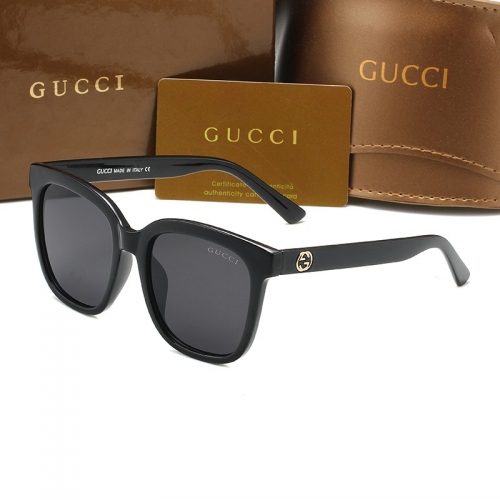 Sunglass with case Q220527-QG0034S (5)