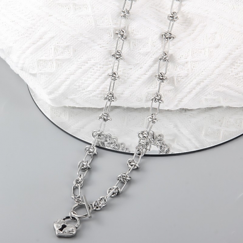 Stainless Steel Uno Necklace UNN220813 (4)