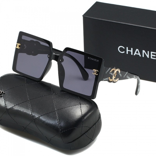 Chane'l Sunglass with case Q6191 (5)