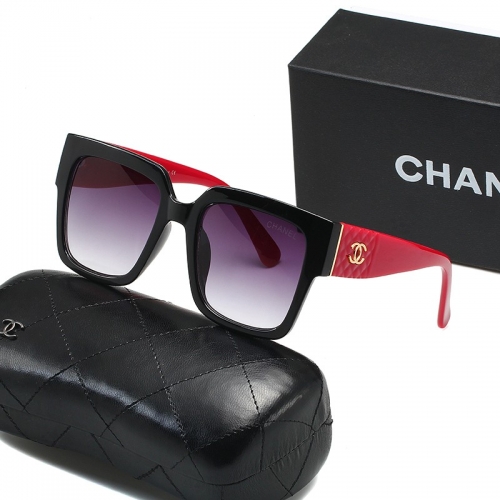 Chane'l Sunglass with case Q9399 (6)