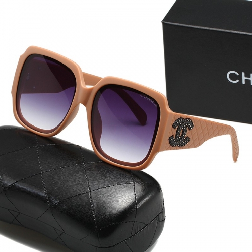 Chane'l Sunglass with case Q6202 (3)