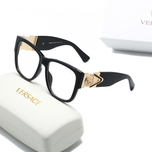 Versac'e Sunglass with case Q9928 (2)