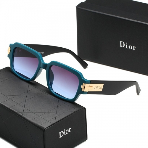 Dio'r Sunglass with case Q9519 (2)