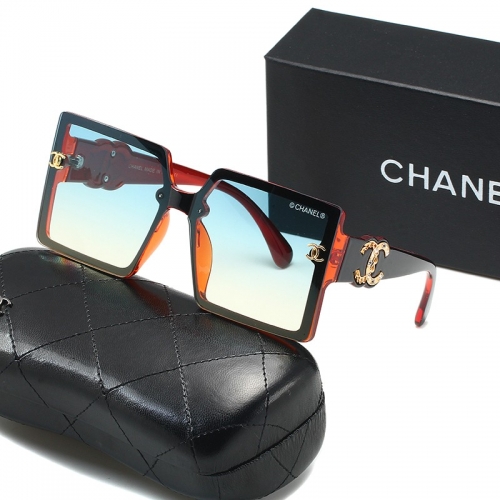 Chane'l Sunglass with case Q6191 (2)