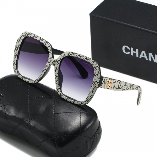 Chane'l Sunglass with case Q6205 (4)