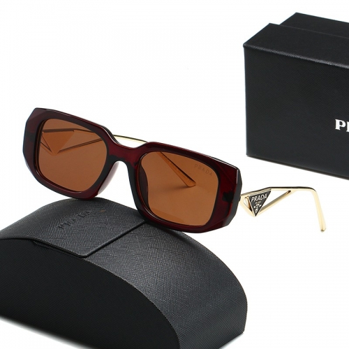 Prad'a Sunglass with case Q22030 (2)