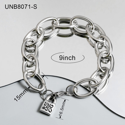 CA230511-UNB8071-S