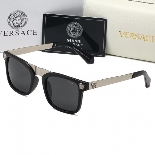 Sunglass with Case QV9266-18 (4)