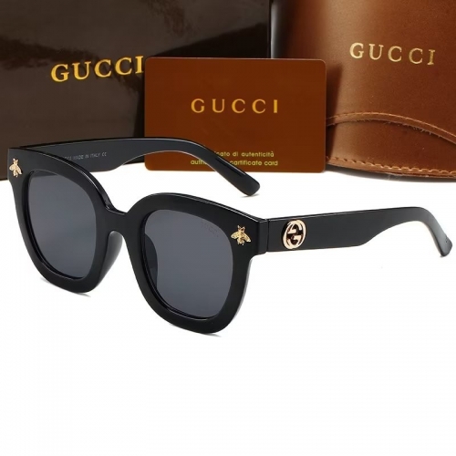 Sunglass with Case QG0116-15 (5)