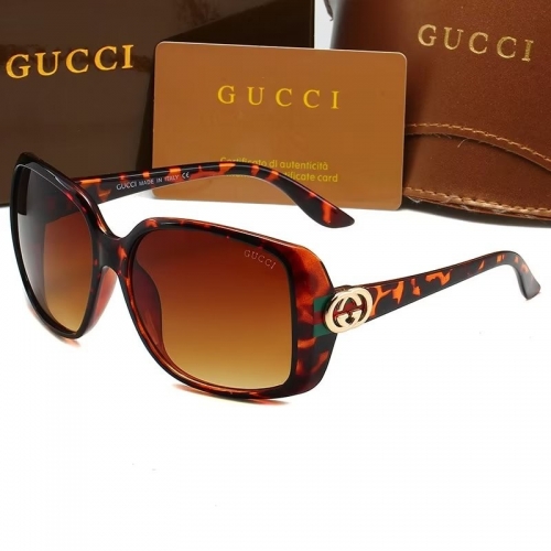 Sunglass with Case QG3166-15 (4)