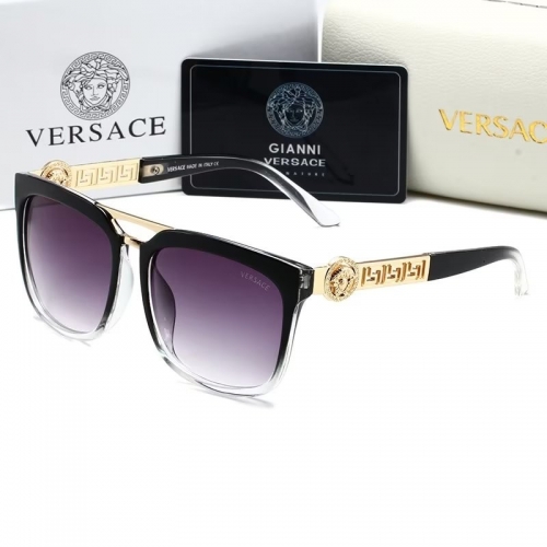 Sunglass with Case QV1006-18 (1)