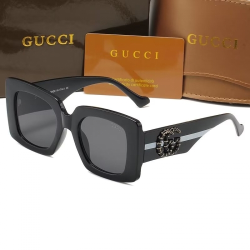 Sunglass with Case QG1131-15 (1)