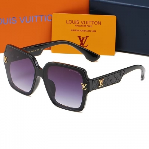 Sunglass with Case QL6252-18 (1)