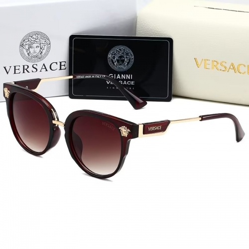 Sunglass with Case QV1657-16 (3)