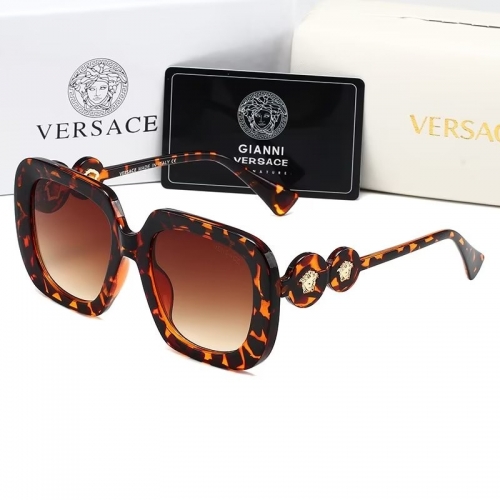 Sunglass with Case QV1001-15 (5)