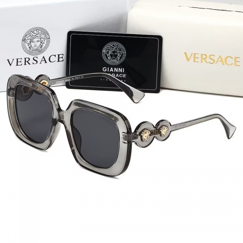 Sunglass with Case QV1001-15 (1)