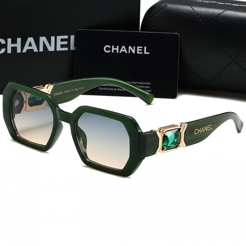 Sunglass with Case QCH6226-18 (5)