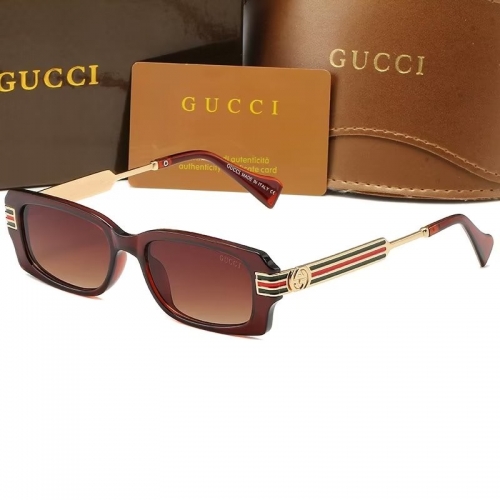 Sunglass with Case QG139-15 (1)