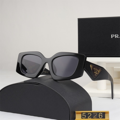 Sunglass With Case 36PT6225-36 (3)