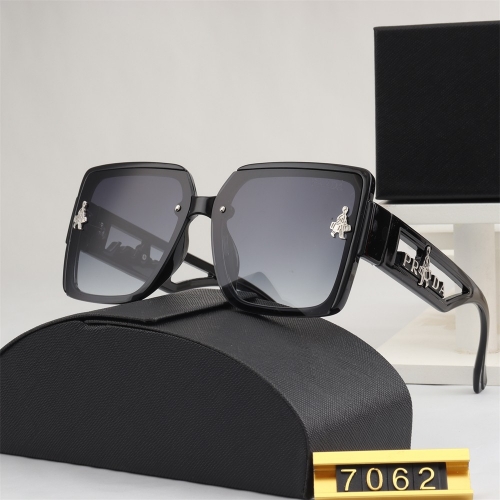 Sunglass With Case 36PT7062B-36 (3)