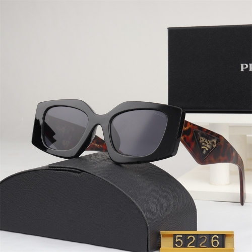 Sunglass With Case 36PT6225-36 (1)