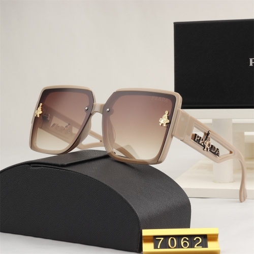 Sunglass With Case 36PT7062B-36 (2)