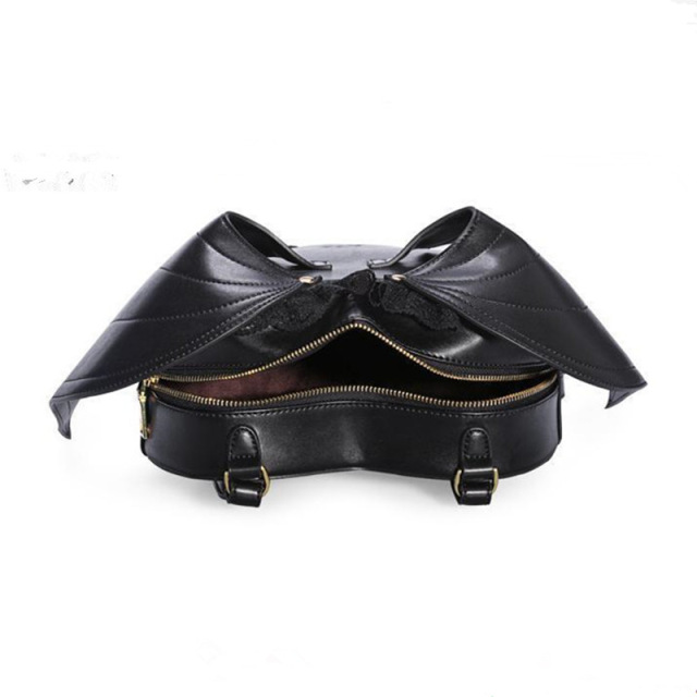 2021 Best Selling Original Simple Style Bat Shape Leather Black Backpack