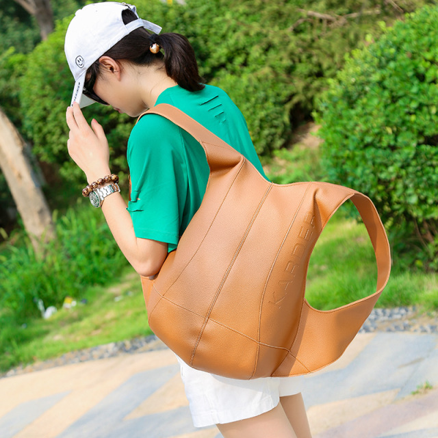 2021 Newest Casual Stylish Turtle Shell Shape China Backpack Bags Women Leather