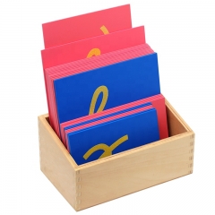 Montessori material de enseñanza de la lengua inglés funda inferior papel de lija cursiva letras con caja