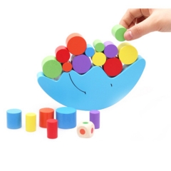 儿童彩色木制月亮积木儿童跷跷板木制天平和不倒翁玩具
