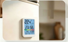 TH041A Indoor and outdoor digital large screen alarm clock, time and date, comfort indicator, backlit body temperature and humidity meter