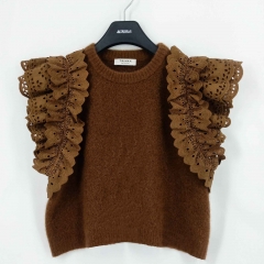 WOOL BLEND CONTRAST KNIT VEST