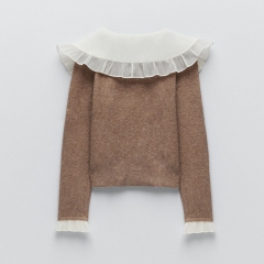 SWEATER WITH CONTRAST COLLAR