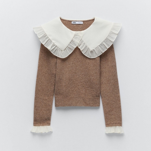 SWEATER WITH CONTRAST COLLAR