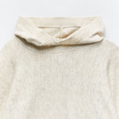 CROPPED KNIT HOODIE