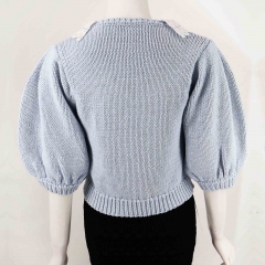 SWEATER WITH CONTRAST COLLAR