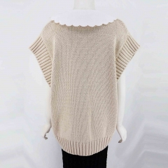 OVERSIZE KNIT TOP WITH CONTRAST COLLAR